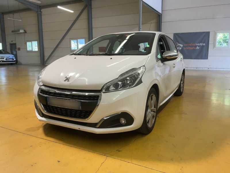 car Peugeot 208 id63690 main photo
