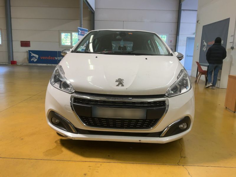 car Peugeot 208 id63690 photo #5