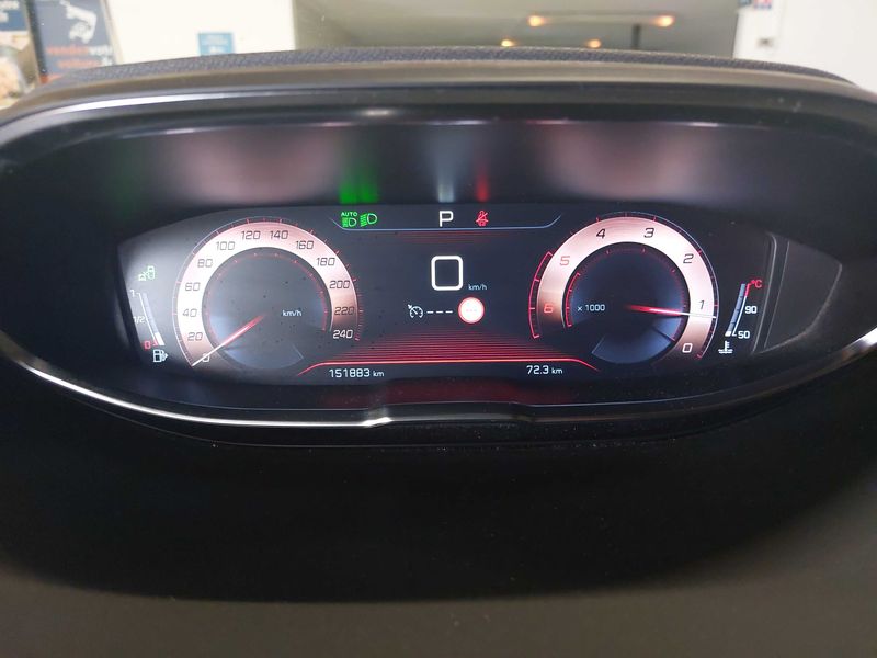 car Peugeot 5008 id63706 photo #12