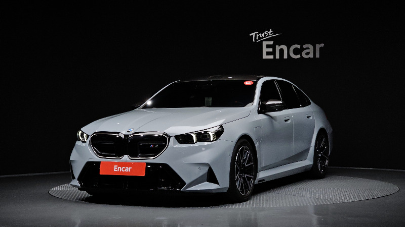 car BMW M5 id63799 main photo