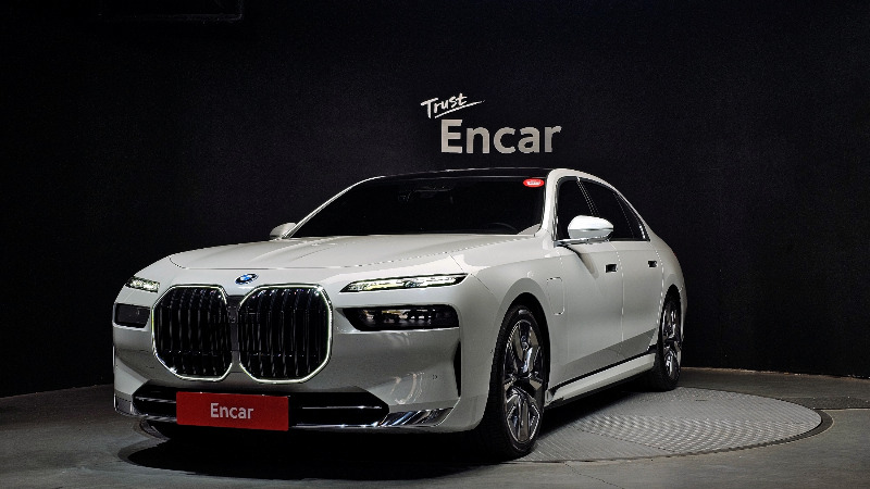 car BMW 7 Series id63821 main photo
