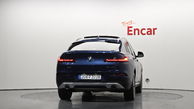 car BMW X4 id63852 photo #4