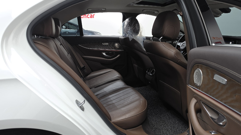 car Mercedes Benz E Class id63992 photo #11