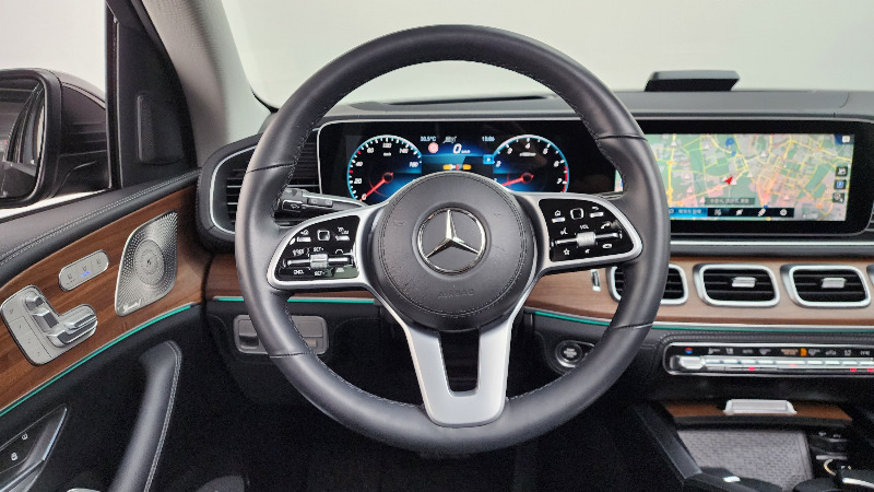 car Mercedes Benz GLE id64005 photo #12