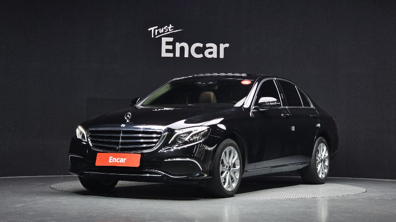 car Mercedes Benz E Class id64013 main photo