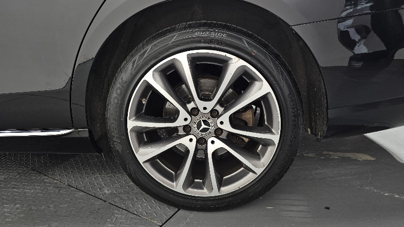 car Mercedes Benz E Class id64015 photo #21