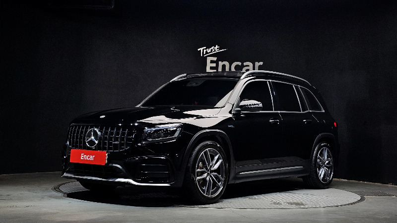 car Mercedes Benz GLB id64018 main photo