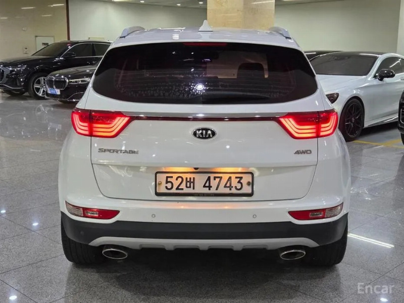 car KIA Sportage id64136 photo #4