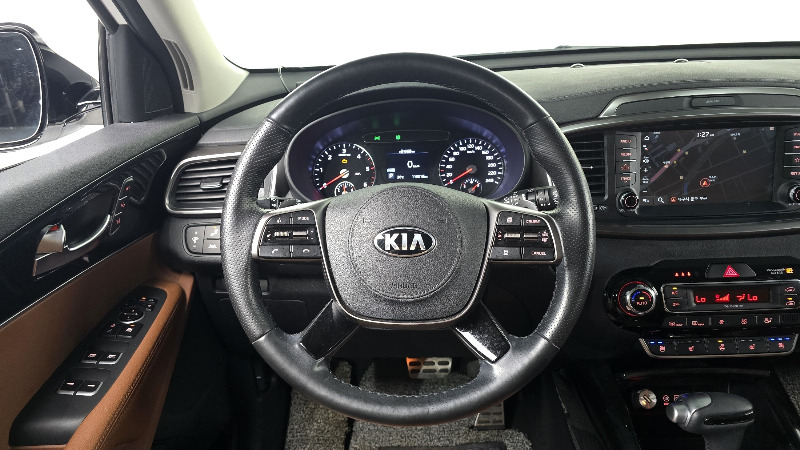 car KIA Sorento id64146 photo #12