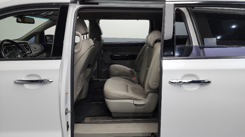 car KIA Carnival id64150 photo #12