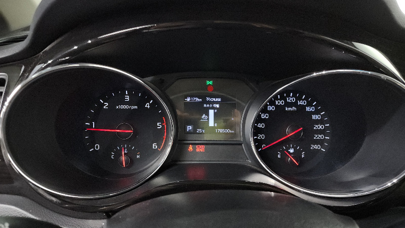 car KIA Carnival id64150 photo #8