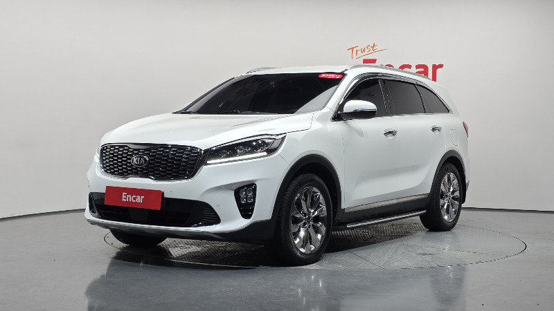 car KIA Sorento id64182 main photo