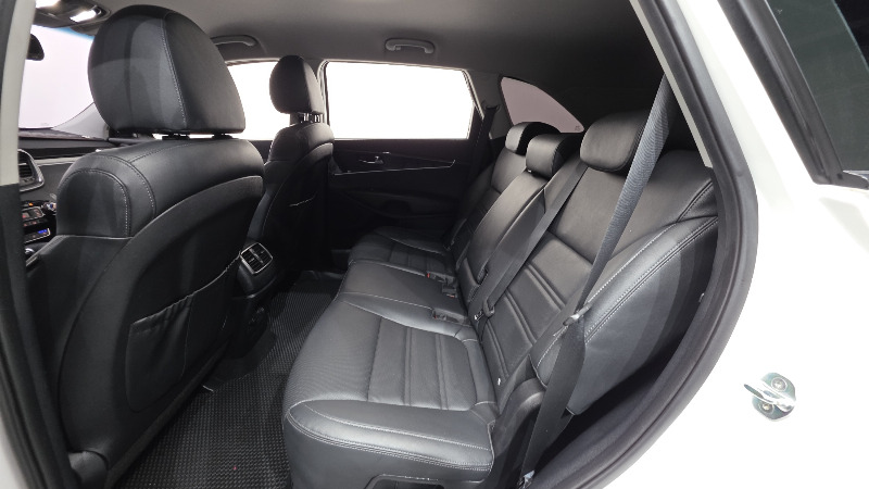 car KIA Sorento id64182 photo #12