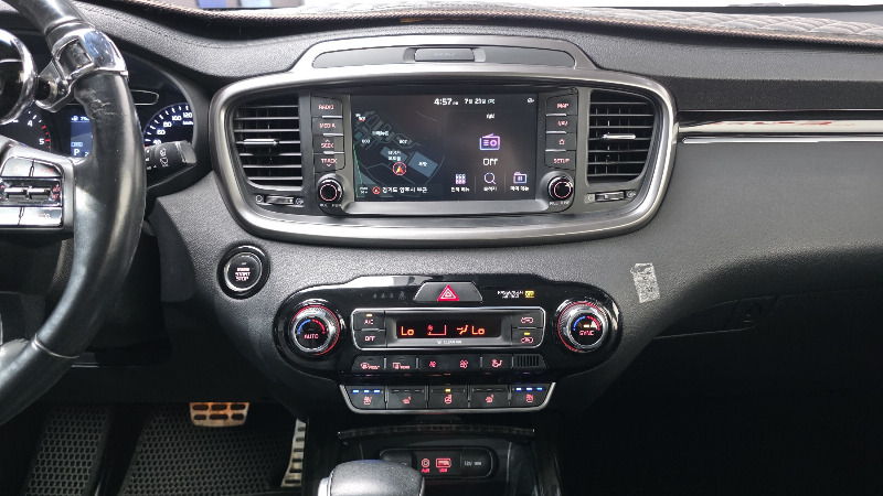 car KIA Sorento id64182 photo #13