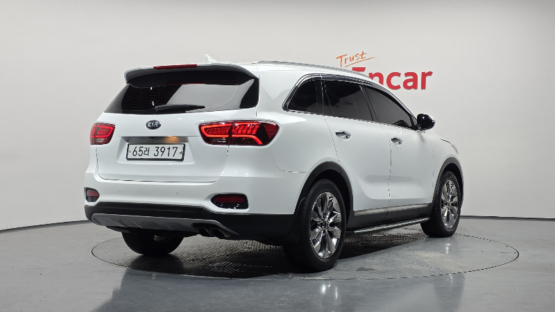 car KIA Sorento id64182 photo #2