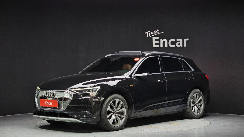 car Audi e-tron id64190 main photo