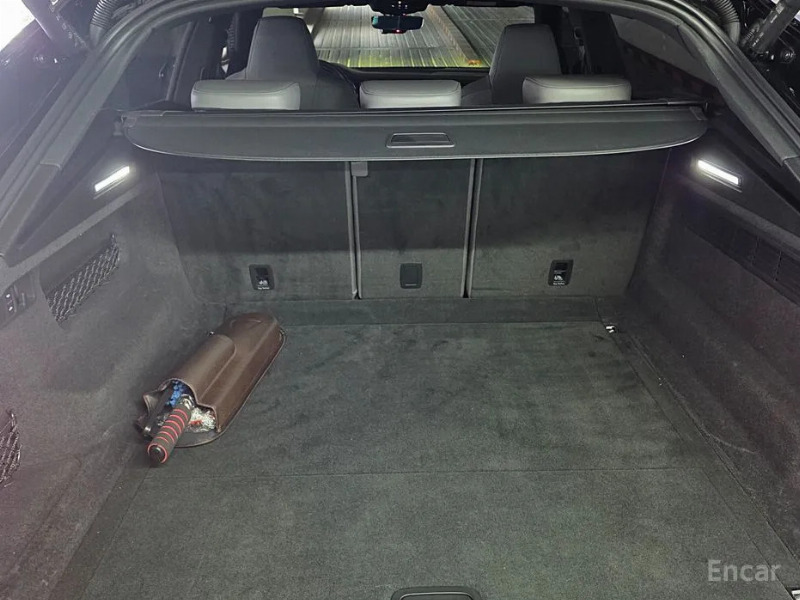 car Audi Q8 id64191 photo #13