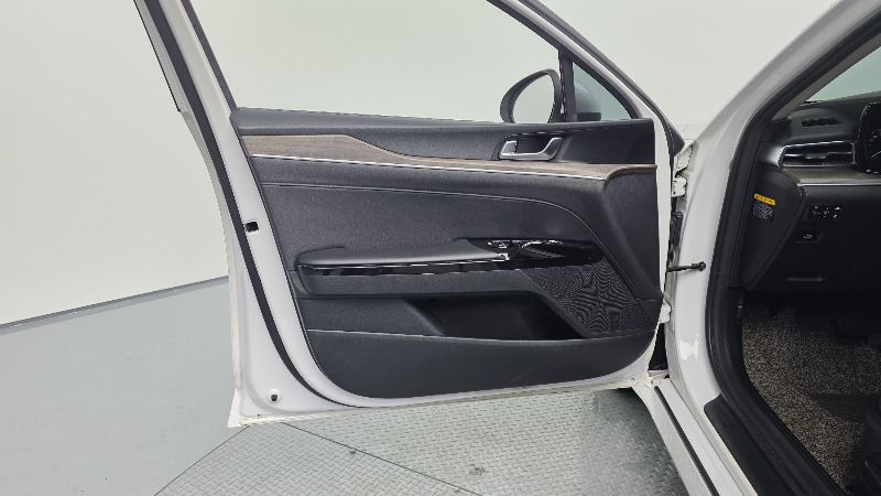 car KIA K5 id64201 photo #24