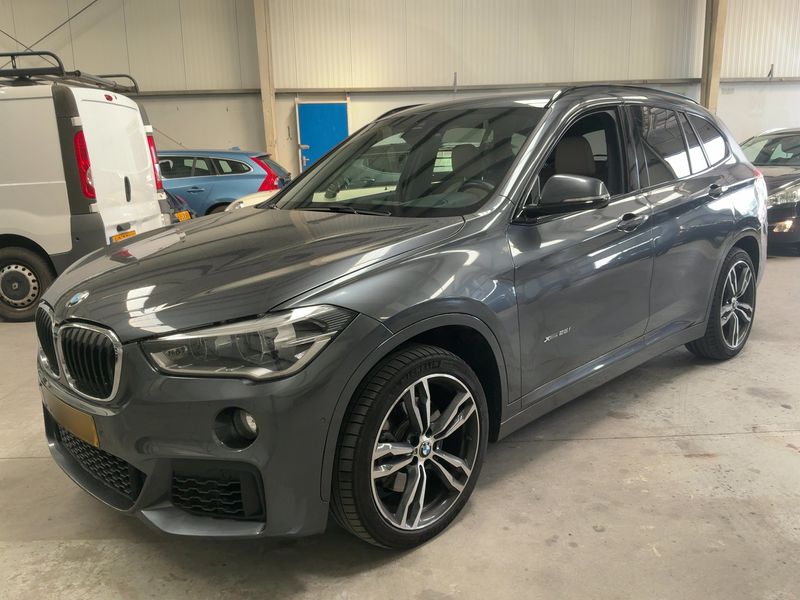 car BMW X1 id64331 main photo
