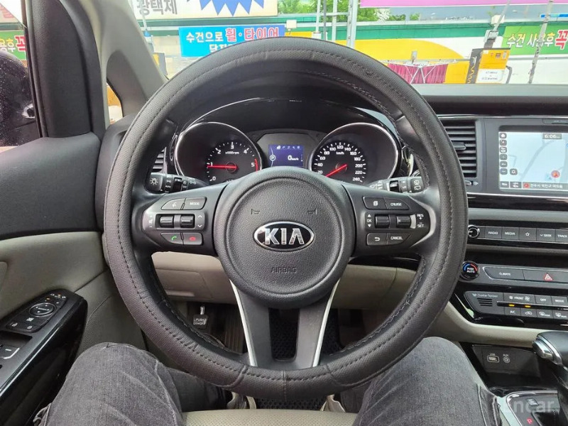 car KIA Carnival id64470 photo #12
