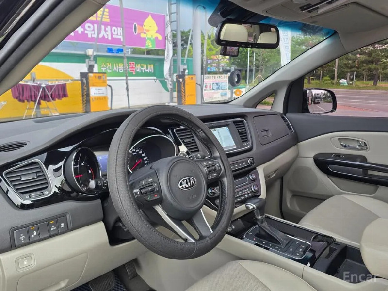 car KIA Carnival id64470 photo #7