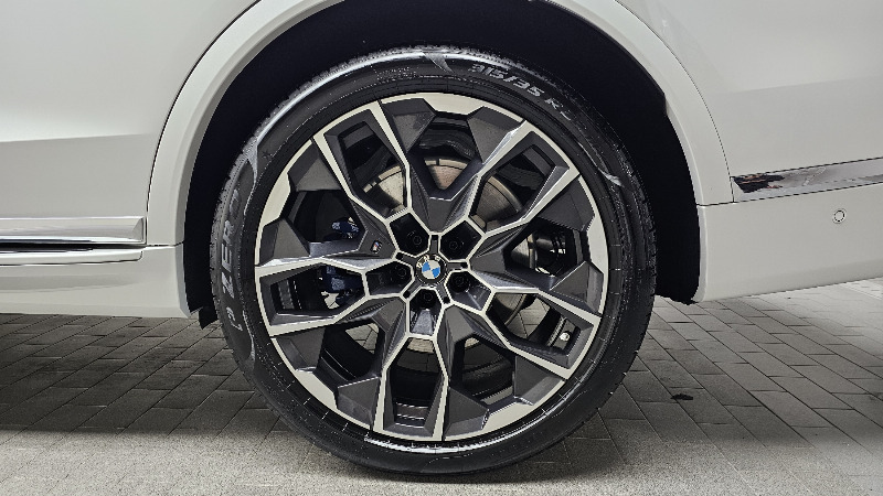 car BMW X7 id64548 photo #5