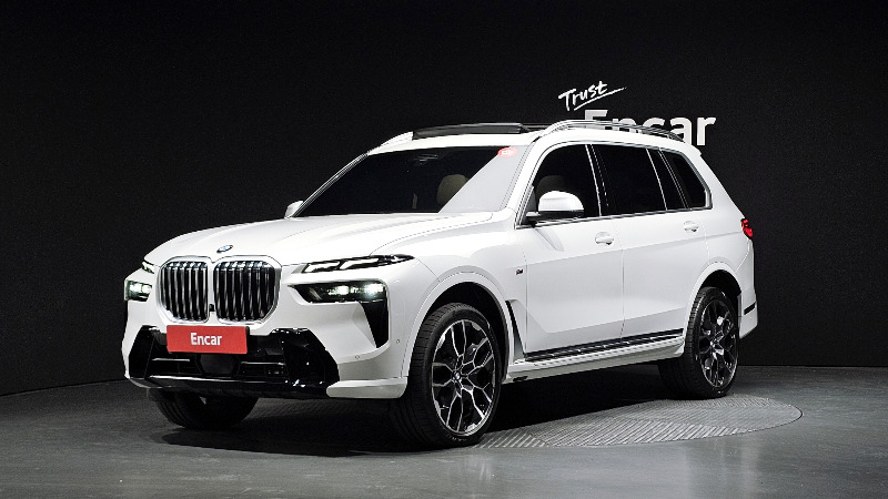 car BMW X7 id64553 main photo