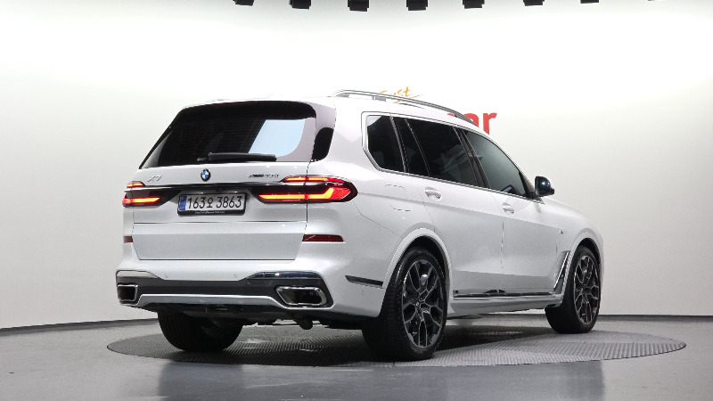 car BMW X7 id64561 photo #2