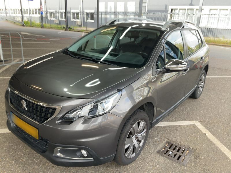 car Peugeot 2008 id64673 main photo