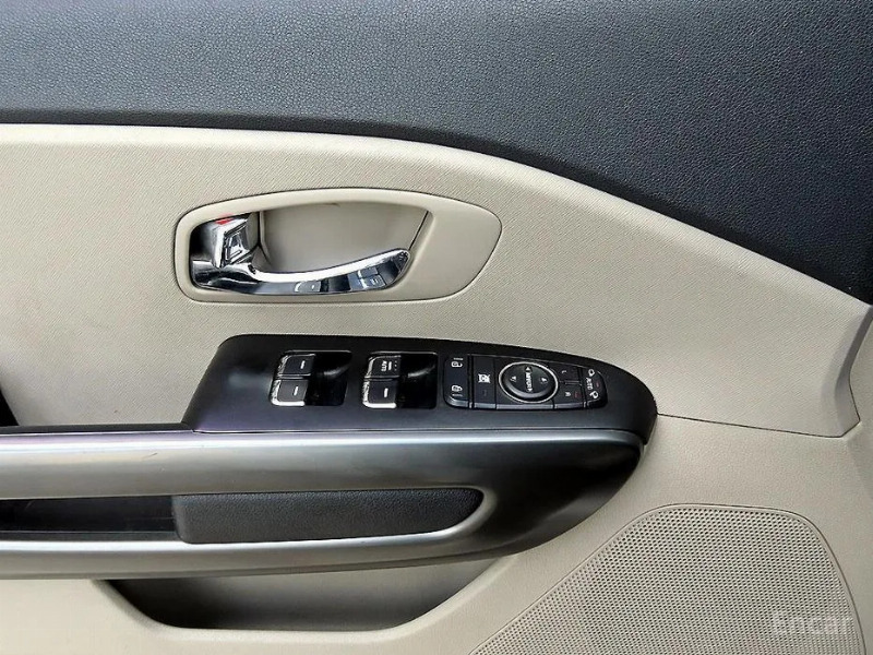 car KIA Carnival id64687 photo #12
