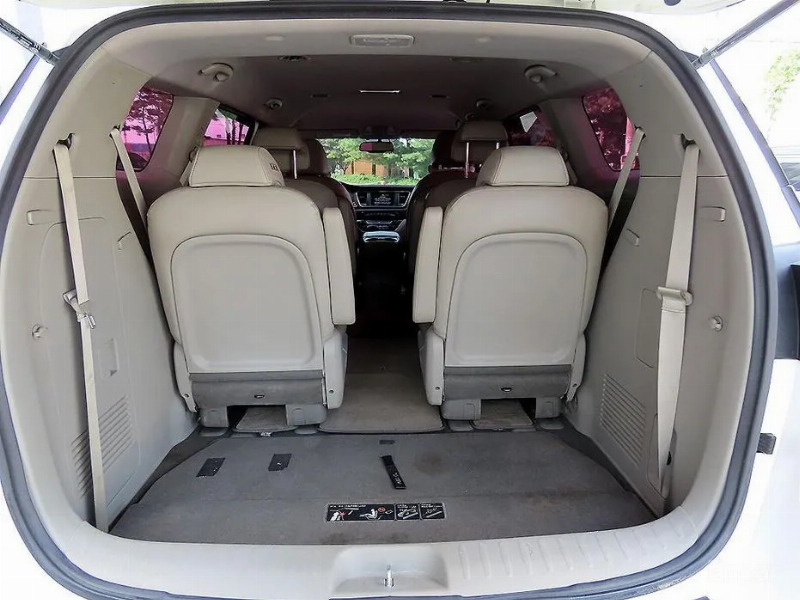 car KIA Carnival id64687 photo #17