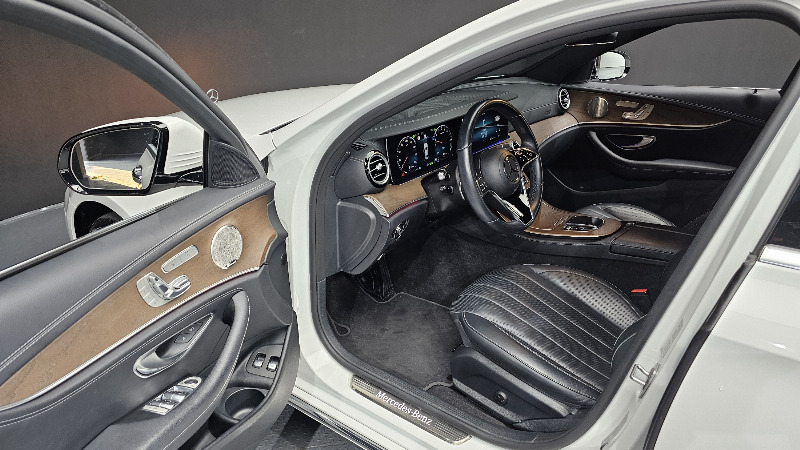 car Mercedes Benz E Class id64702 photo #10