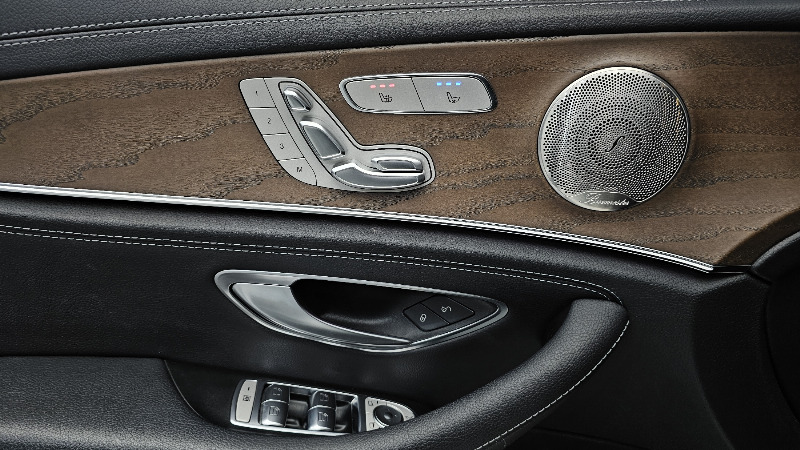 car Mercedes Benz E Class id64702 photo #12