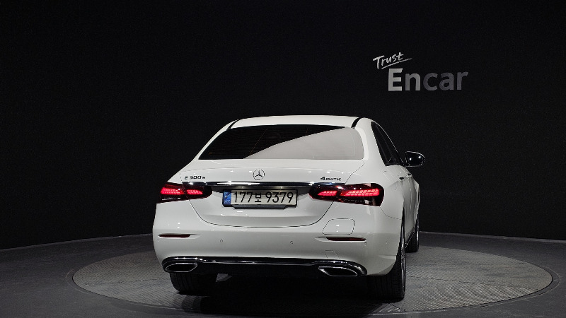 car Mercedes Benz E Class id64702 photo #4