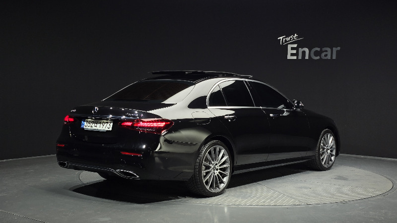 car Mercedes Benz E Class id64704 photo #2