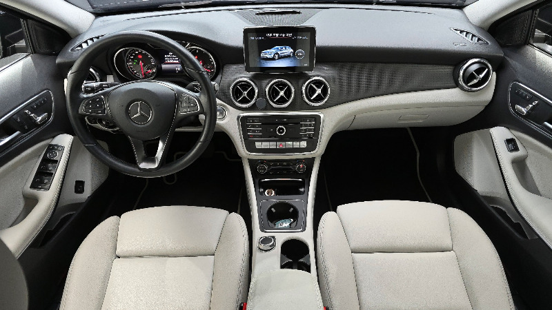 car Mercedes Benz GLA id64727 photo #7