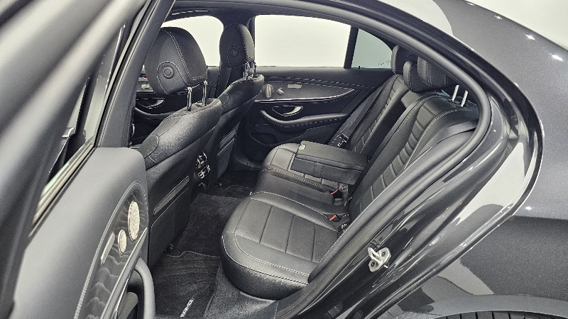 car Mercedes Benz E Class id64733 photo #11