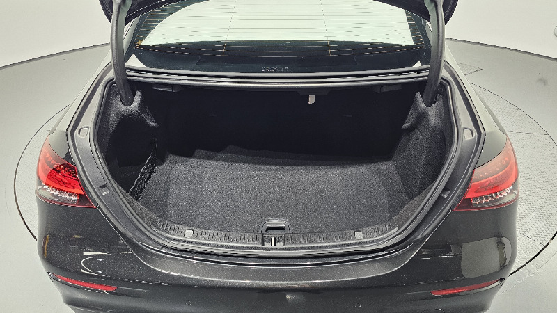 car Mercedes Benz E Class id64733 photo #18