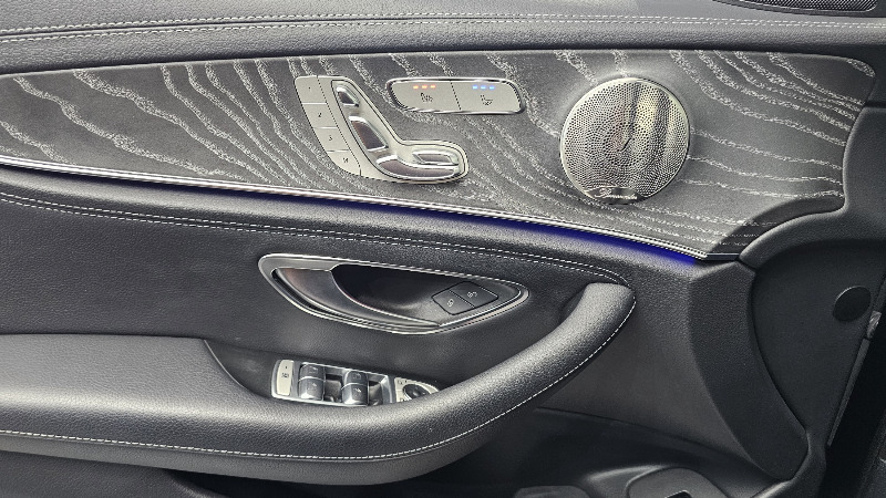 car Mercedes Benz E Class id64733 photo #20