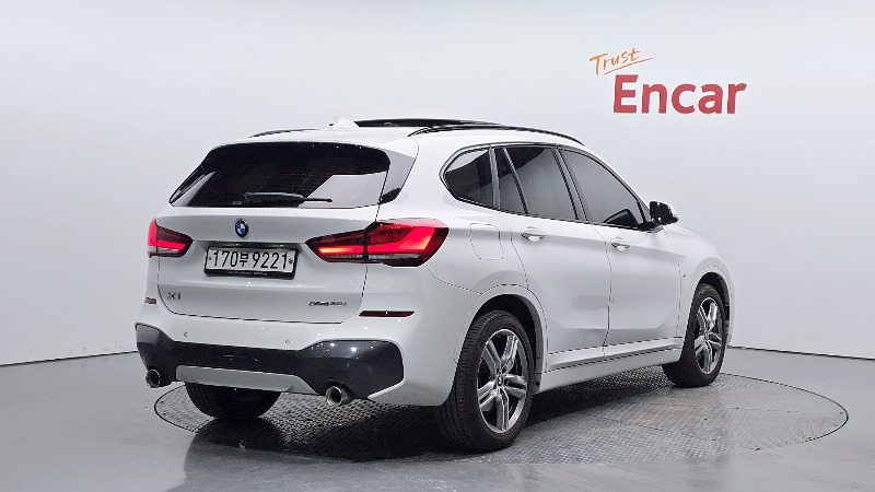 car BMW X1 id64747 photo #2