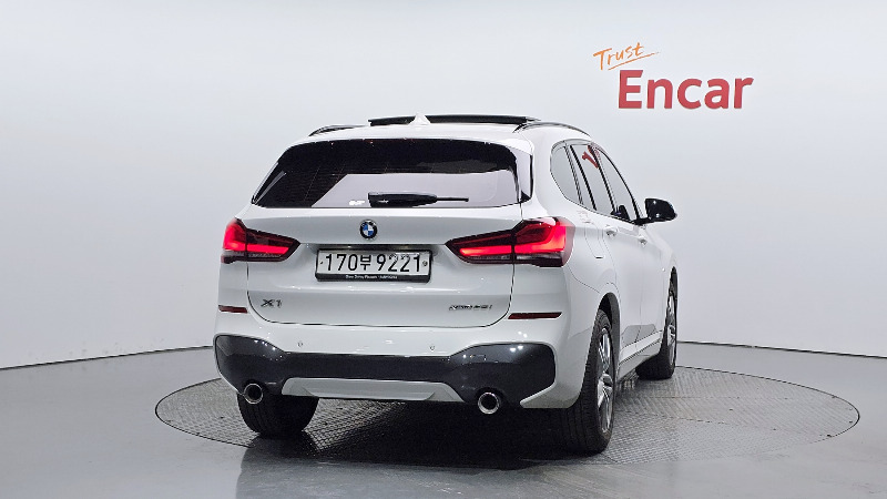 car BMW X1 id64747 photo #4