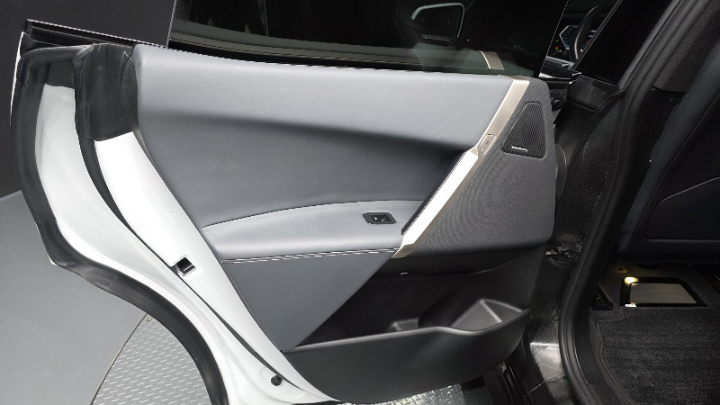 car BMW iX id64748 photo #25