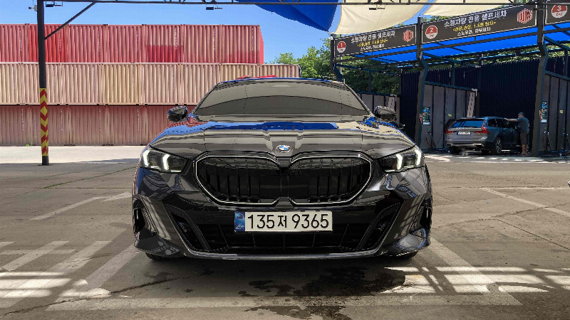 car BMW 5 Series id64768 main photo