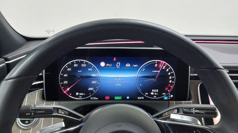car Mercedes Benz E Class id64808 photo #8