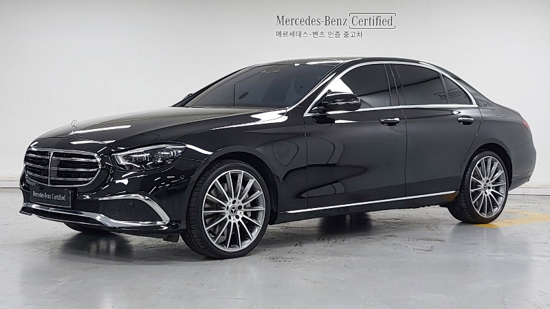 car Mercedes Benz E Class id64809 main photo