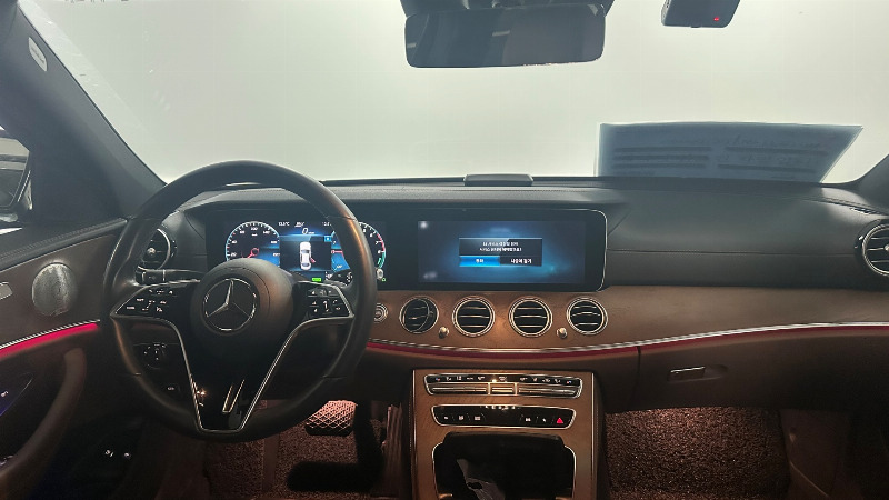 car Mercedes Benz E Class id64816 photo #7