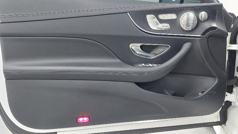 car Mercedes Benz E Class id64821 photo #15