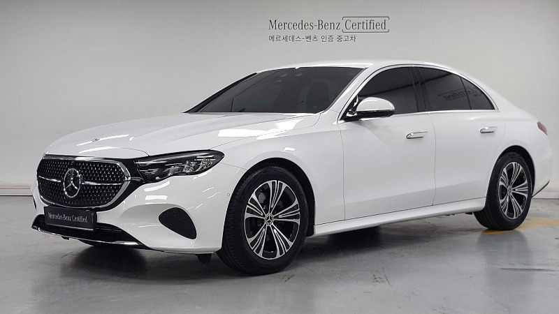 car Mercedes Benz E Class id64839 main photo