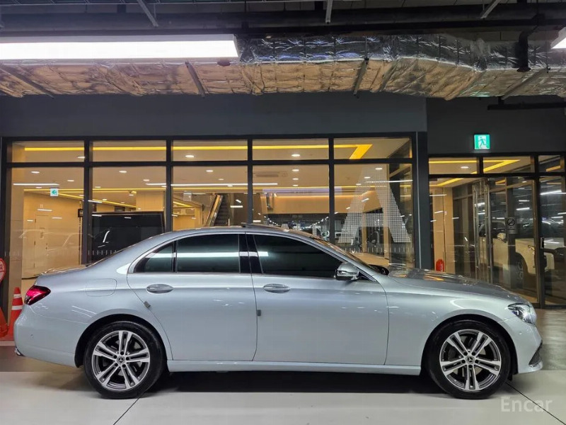 car Mercedes Benz E Class id64844 photo #3