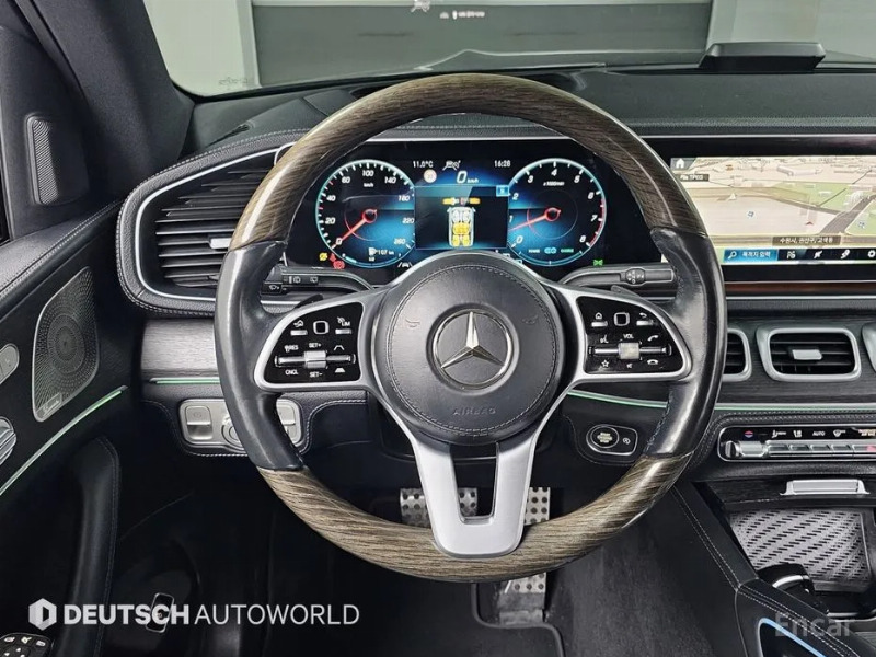 car Mercedes Benz GLS Class id64850 photo #13